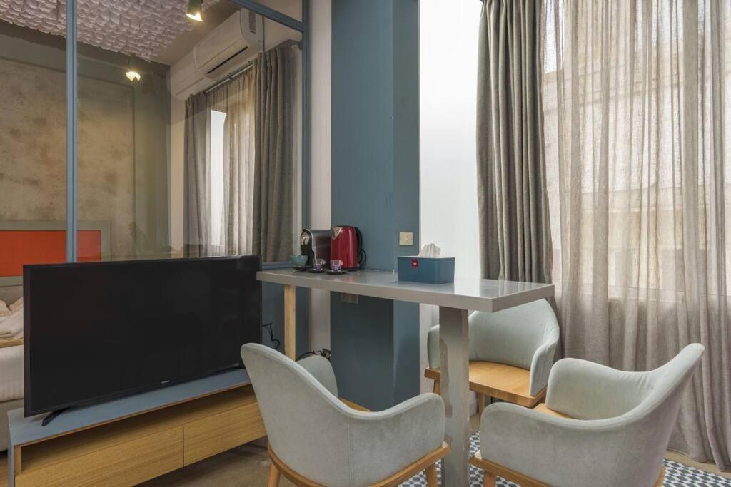 Apartment Strawberry 1-br Toot Mar Mikhael Beirut