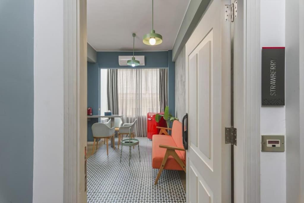 Strawberry 1-br Toot Mar Mikhael